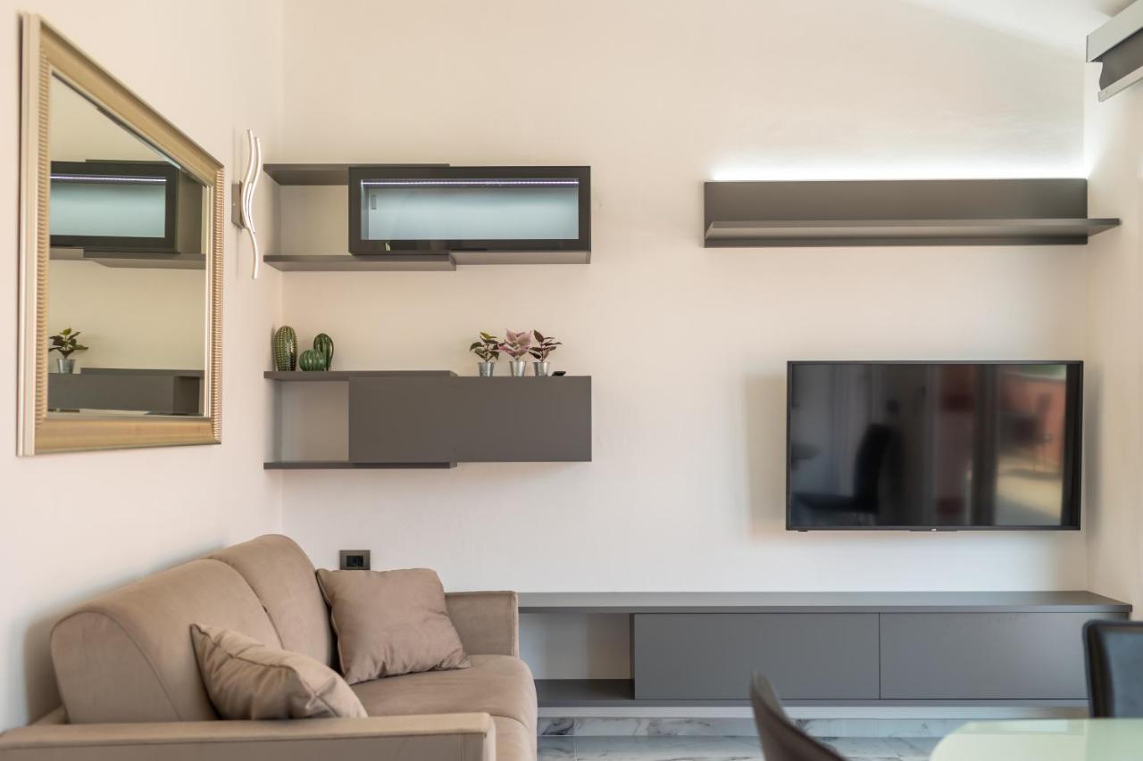 Casa Vacanza " La Rosa " Imperia Liguria Exterior foto